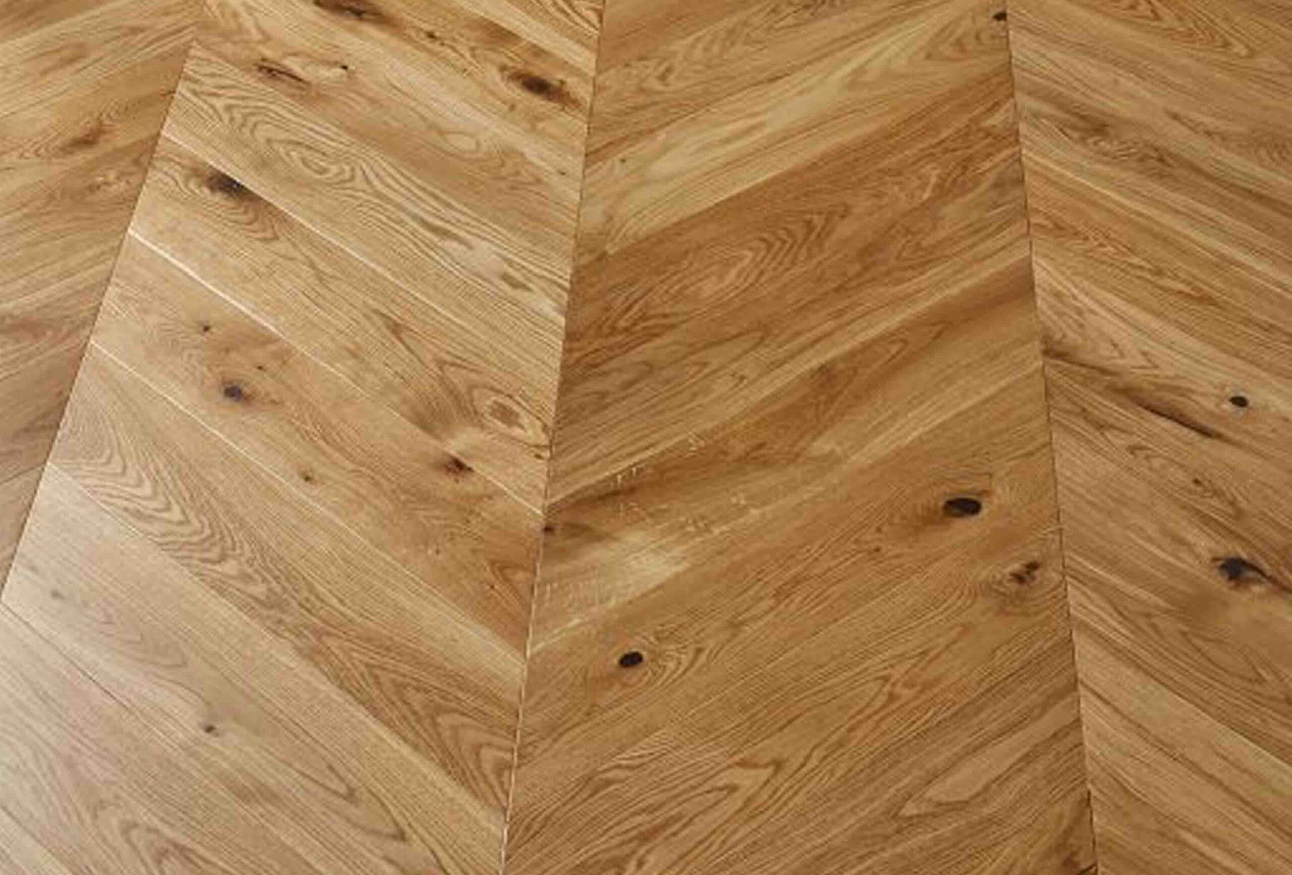 Engineered Chevron Brushed & UV Oiled Wood Flooring 18mm X 90mm