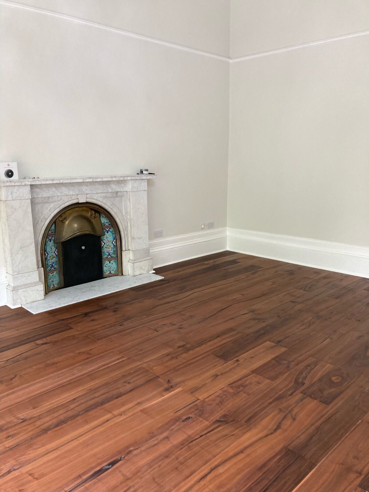 Engineered American Walnut Uv Lacquered Wood Flooring 20mm X 240mm/1900mm