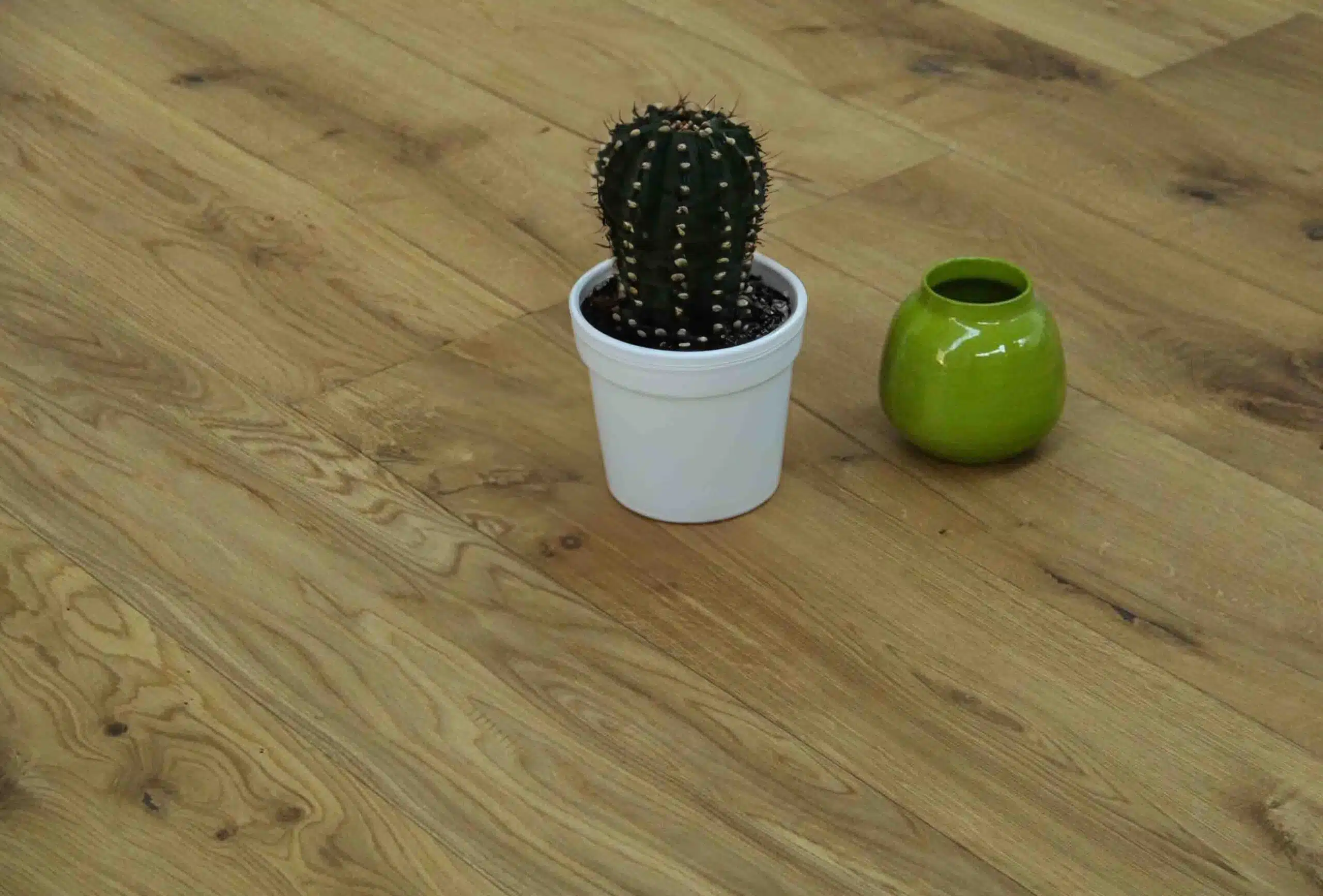 Engineered Smoked Handscrapped Natural Oak Wood Flooring 20mm X 240mm