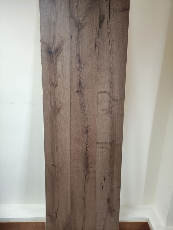Engineered Glamis Castle Brown Brushed Uv Lacquered Oak Wood Flooring 15mm X 190mm