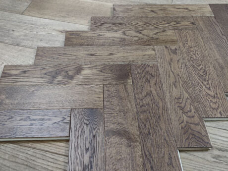 Engineered Herringbone Golden Brushed Uv Oiled Oak Select Grade Wood Flooring 15mm X 90mm