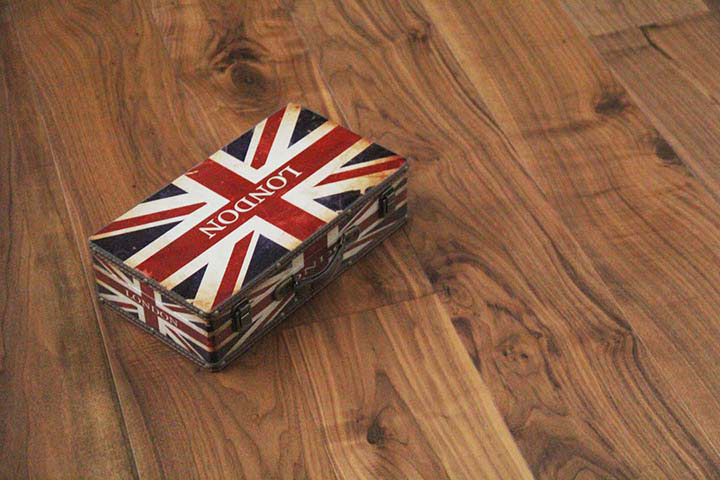 Engineered American Walnut Black Lacquered Wood Flooring 15mm X 155mm