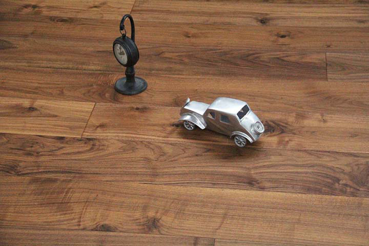 Engineered American Walnut Black Lacquered Wood Flooring 15mm X 155mm