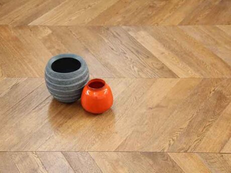 Engineered Chevron Brushed Gunstock Lacquered Wood Flooring 18mm X 90mm