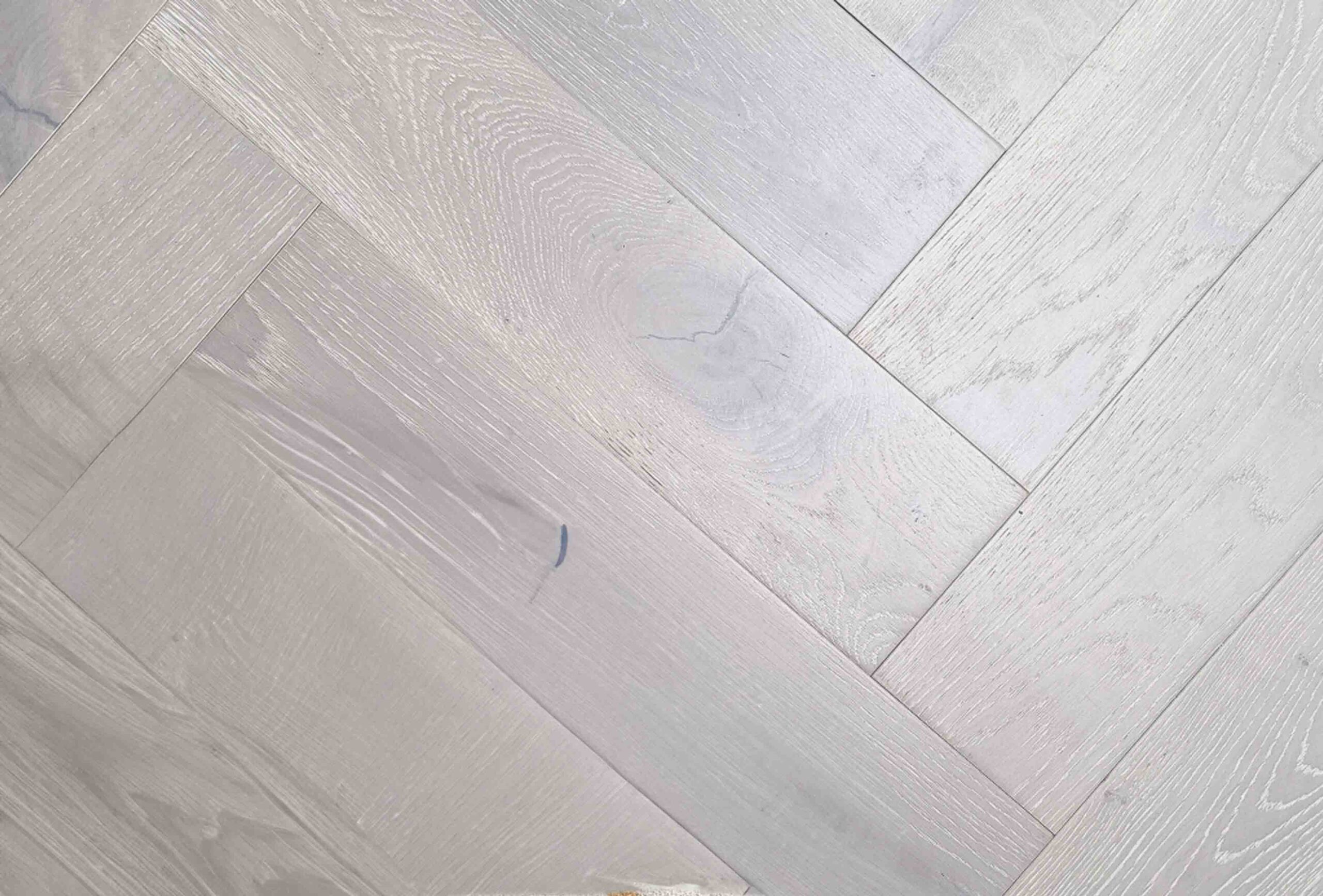 Herringbone Engineered White Brushed Matt Lacquered Oak Click Wood Flooring 14mm X 150mm