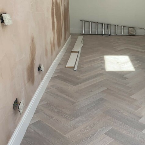 Herringbone Engineered White Brushed Matt Lacquered Oak Click Wood Flooring 14mm X 150mm