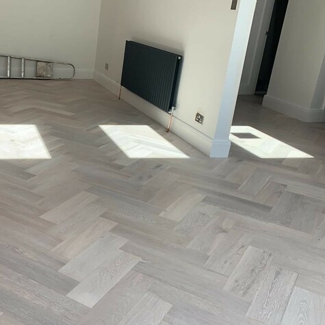 Herringbone Engineered White Brushed Matt Lacquered Oak Click Wood Flooring 14mm X 150mm