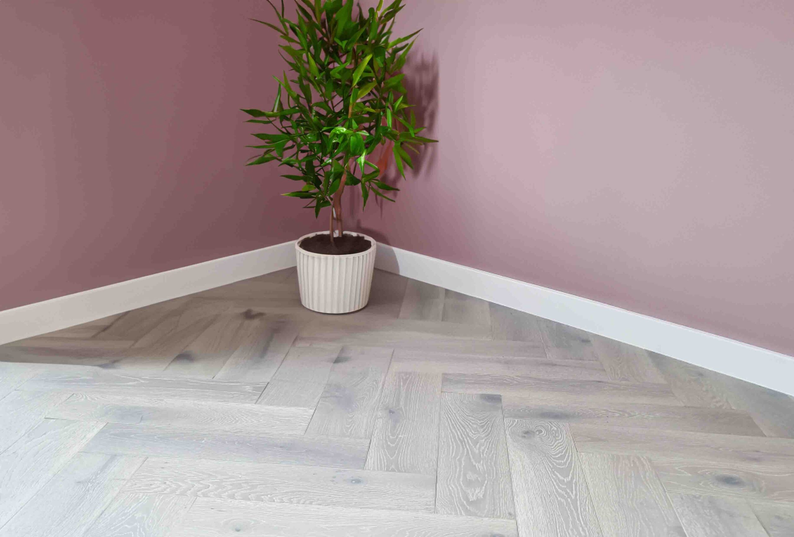 Herringbone Engineered White Brushed Matt Lacquered Oak Click Wood Flooring 14mm X 150mm