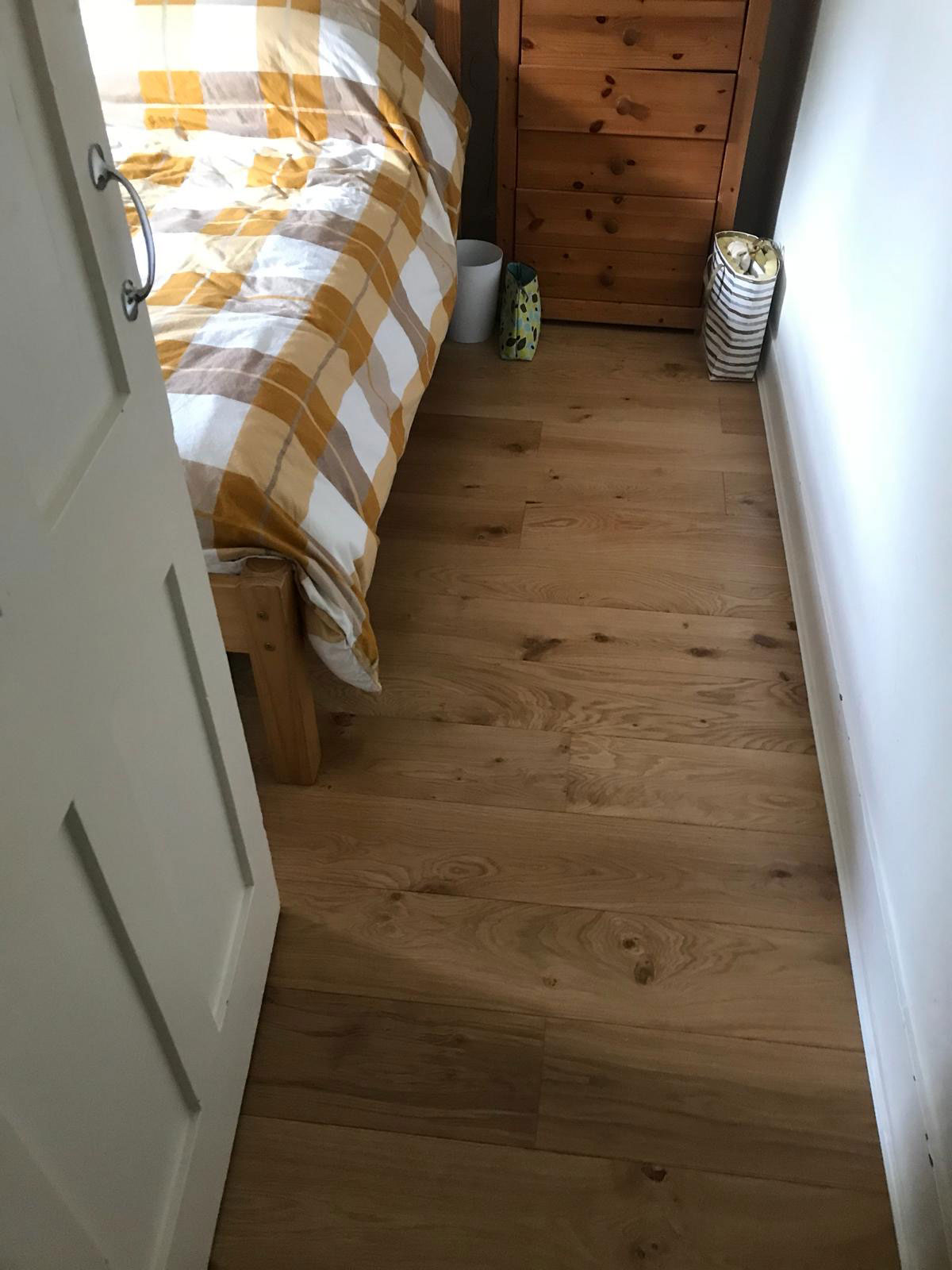 Engineered UV Lacquered Natural Oak Wood Flooring 18mm X 150mm