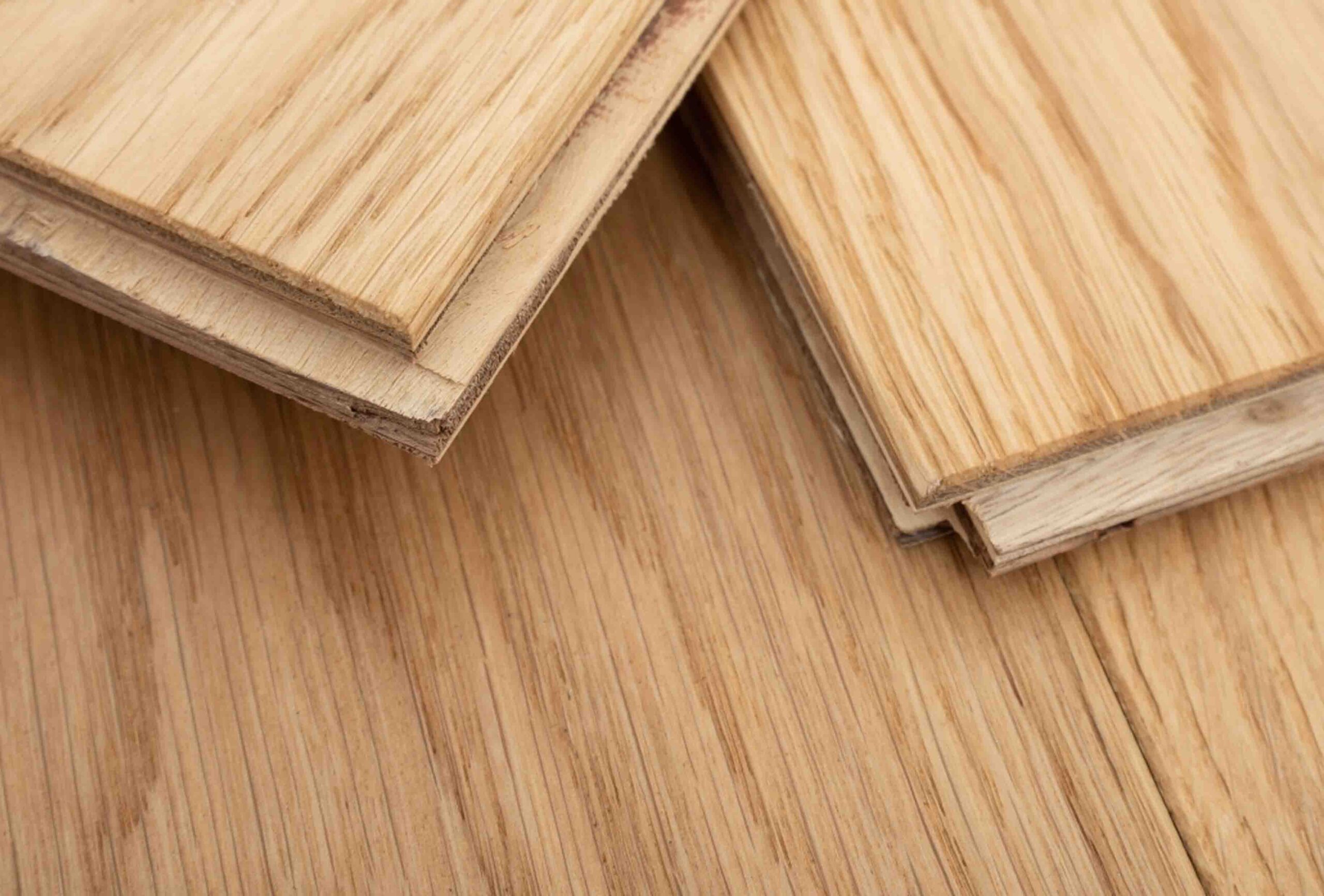 Engineered Natural Brushed Lacquered Rustic Oak Wood Flooring 10mm X 125mm