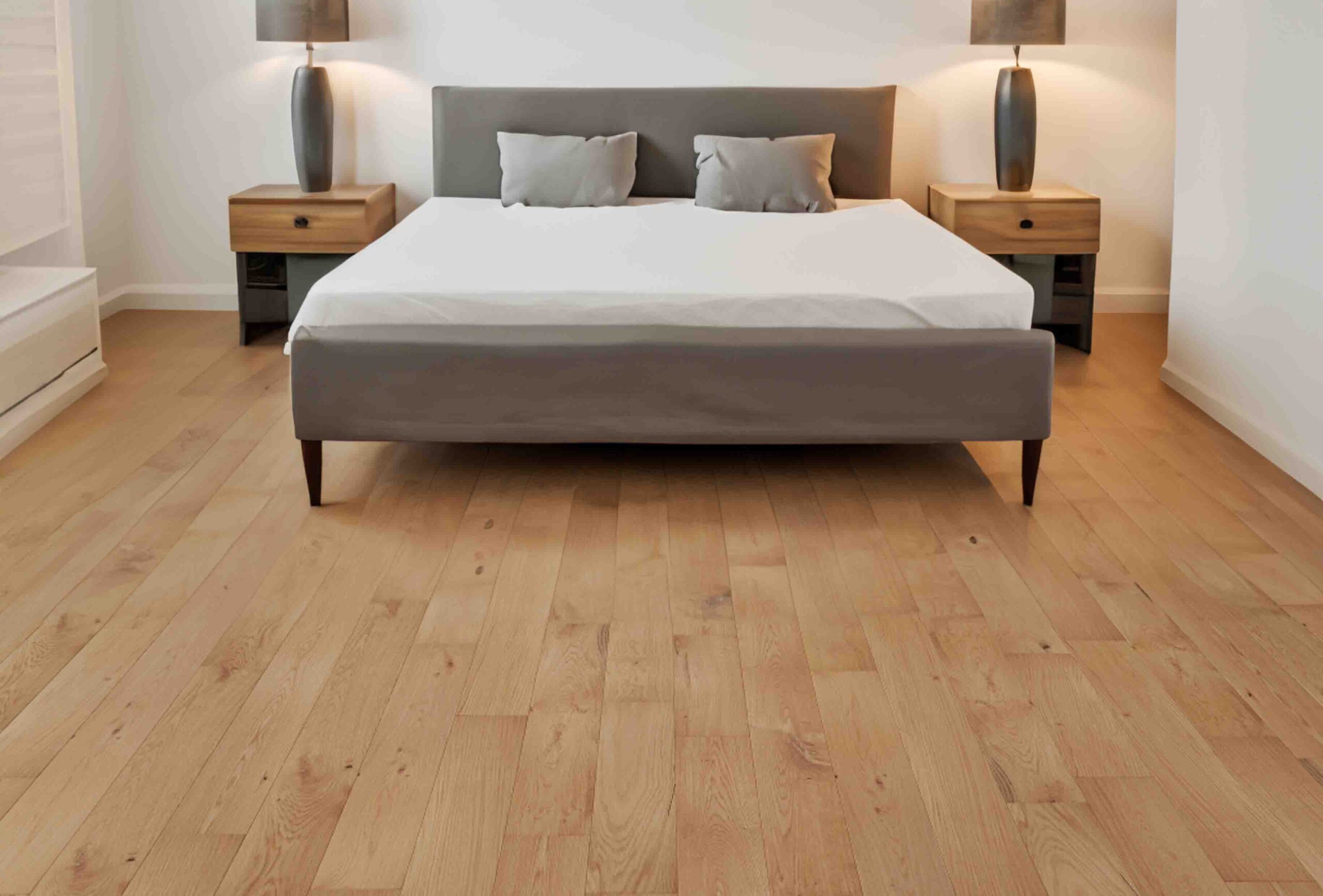 Engineered Natural Brushed Lacquered Rustic Oak Wood Flooring 10mm X 150mm