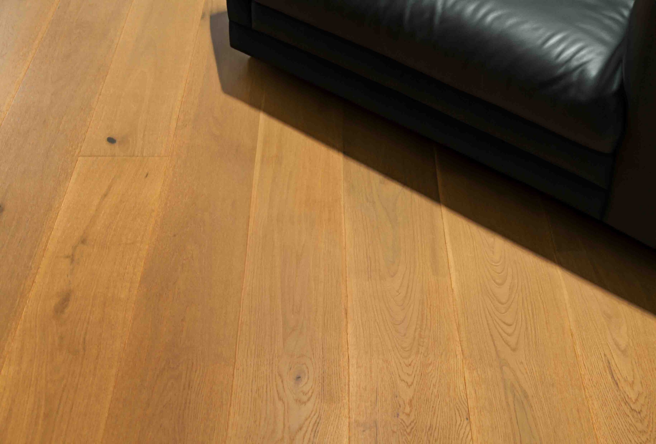 Engineered Smoked Brushed Natural UV Oiled Click Oak Wood Flooring 14mm X 190mm