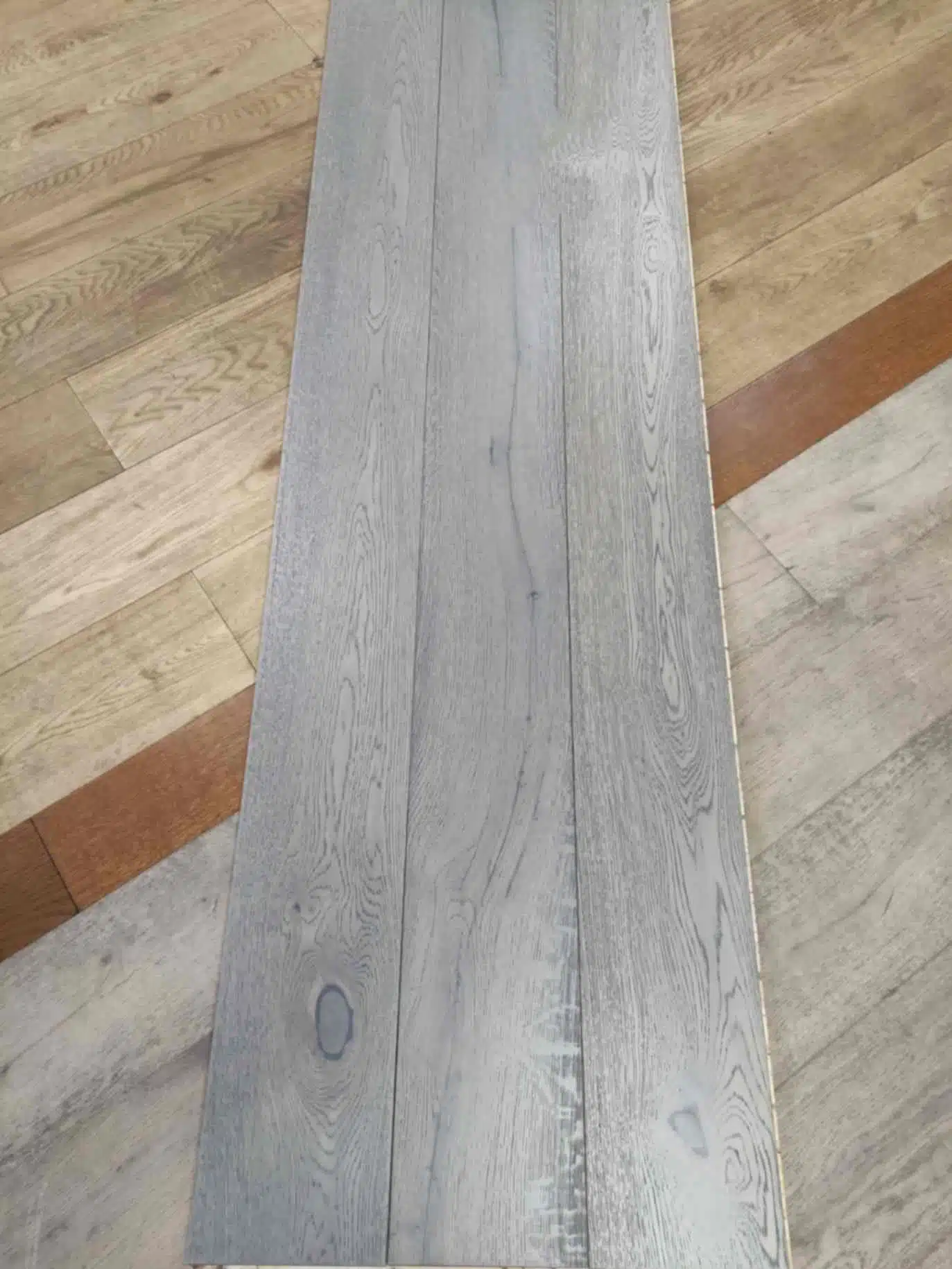 Engineered Silver Mist Brushed UV Lacquered Oak Wood Flooring 15mm x 190mm