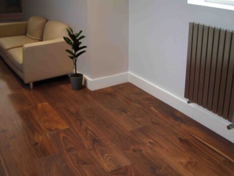 Engineered American Walnut Uv Lacquered Classic Grade Wood Flooring 15mm X 152mm X 2200mm