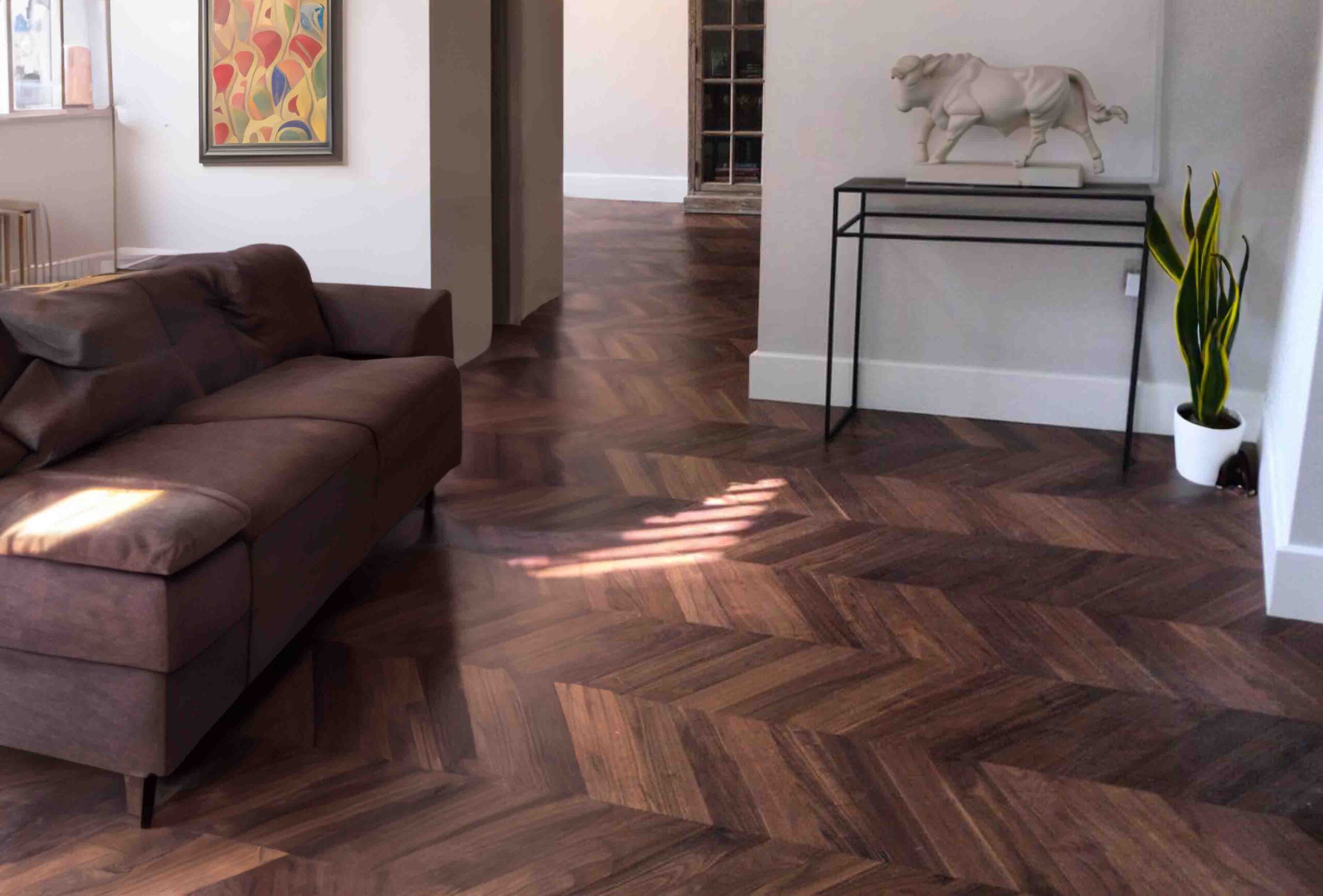 Engineered Chevron American Walnut Uv Oiled Prime Grade Wood Flooring 15mm X 70mm X 530mm
