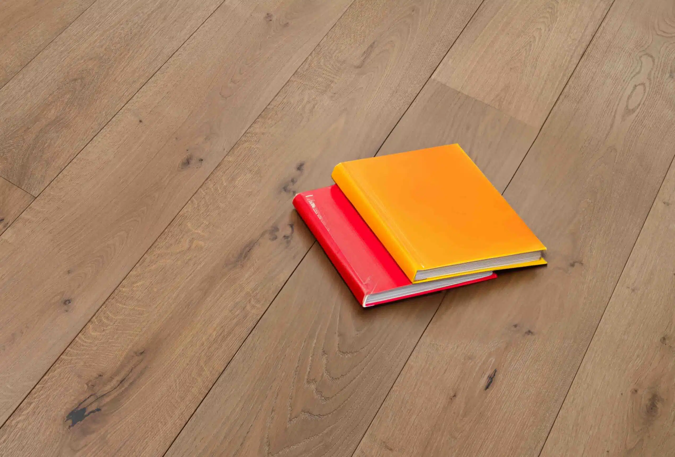 Engineered Light Smoked Oak Brushed White Oiled Wood Flooring 20mm X 220mm