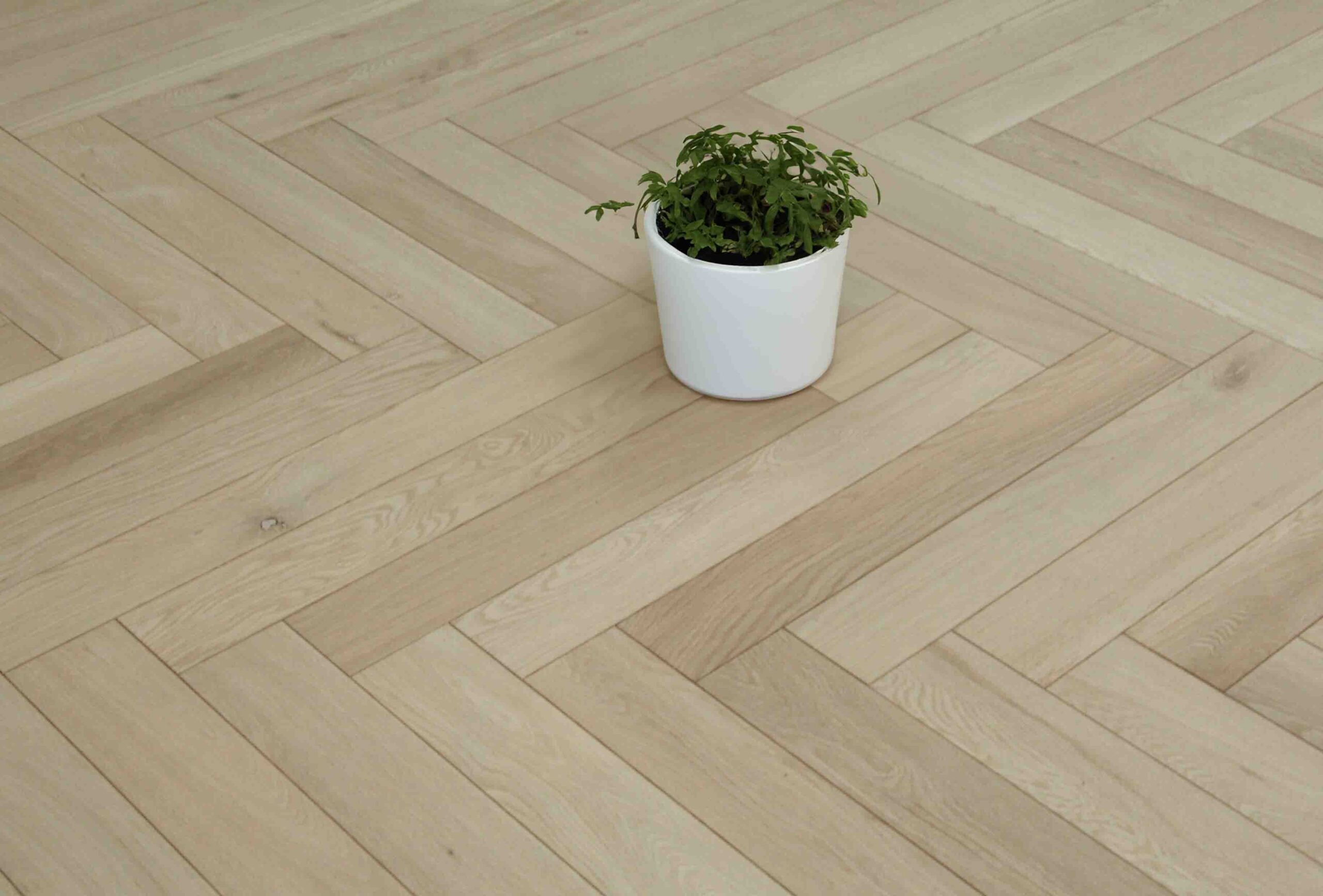 Herringbone Engineered Unfinished Oak Wood Flooring 20mm X 90mm