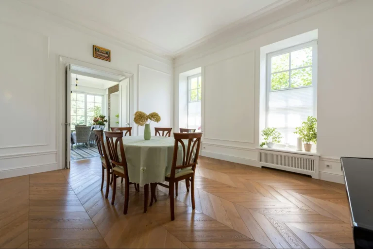 click engineered wood flooring herringbone