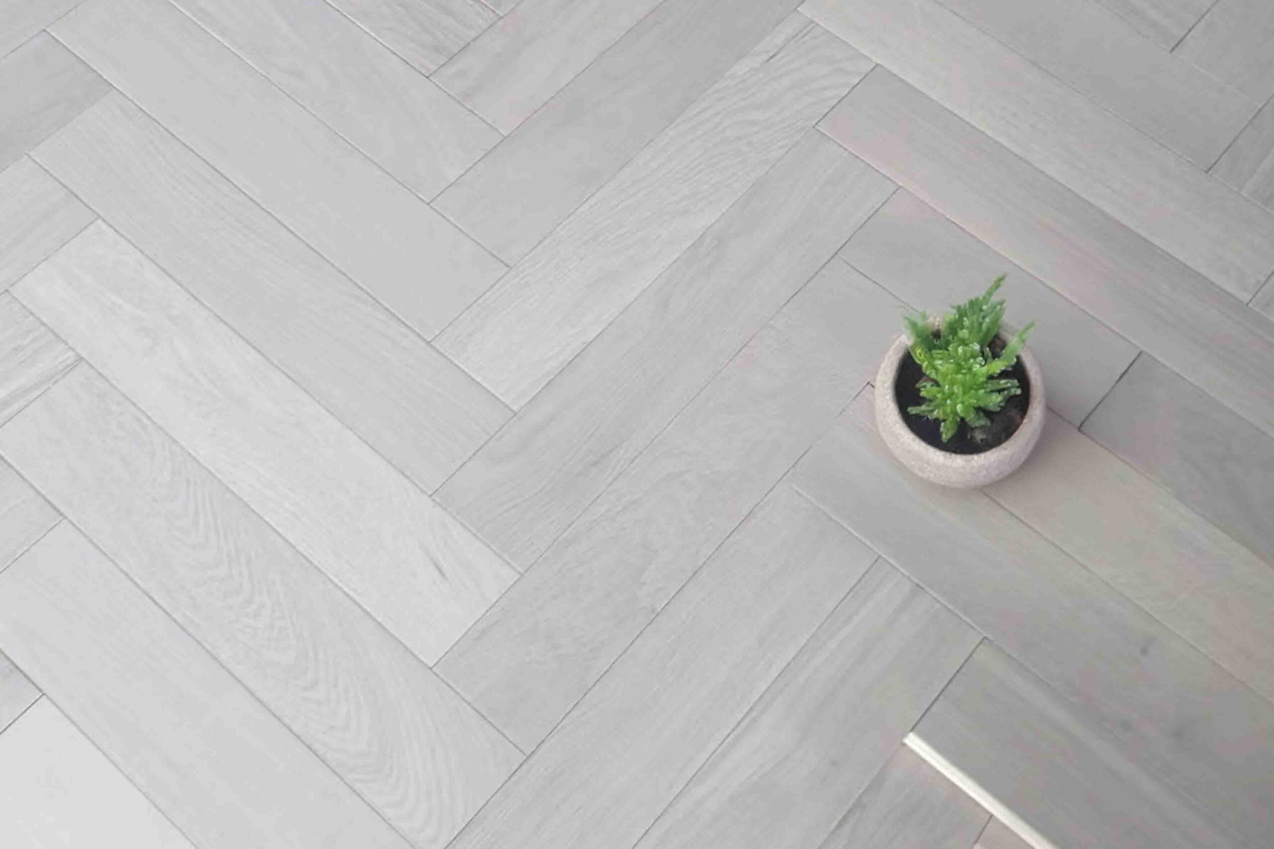 Herringbone Engineered Brushed White Uv Oiled Oak Wood Flooring 14mm X 90mm