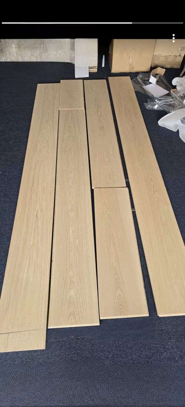 Engineered Unfinished Natural Oak Prime Grade Wood Flooring 15mm X 260mm